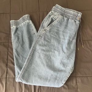 Women’s joggers/leggings